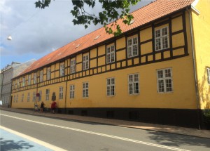  Bygningen huser i dag Odense Kommunes Ældre- og Handicapforvaltning.